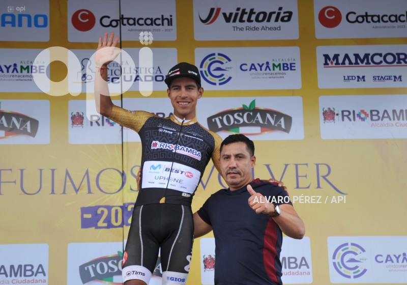 VUELTA-CICLISTICA-MACHACHI-CAYAMBE