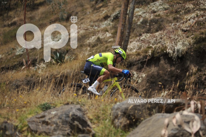 VUELTA-CICLISTICA-CAYAMBE-COTACACHI