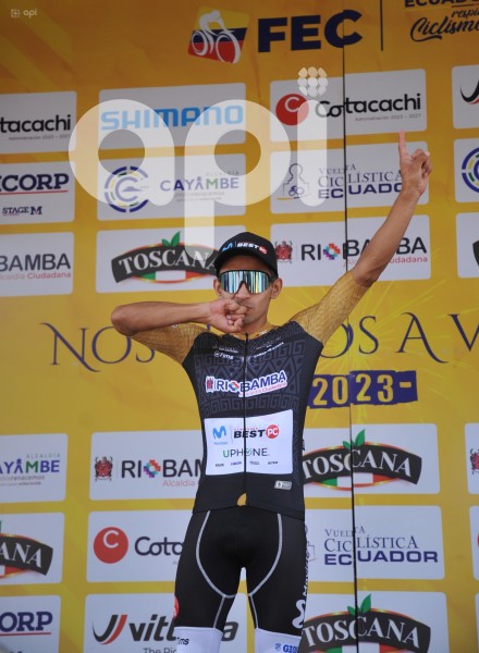 VUELTA-CICLISTICA-CAYAMBE-COTACACHI