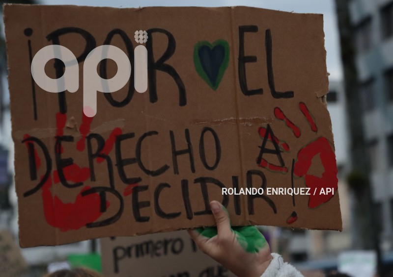 MARCHA-FEMINISTA-LEGALIZACION-ABORTO