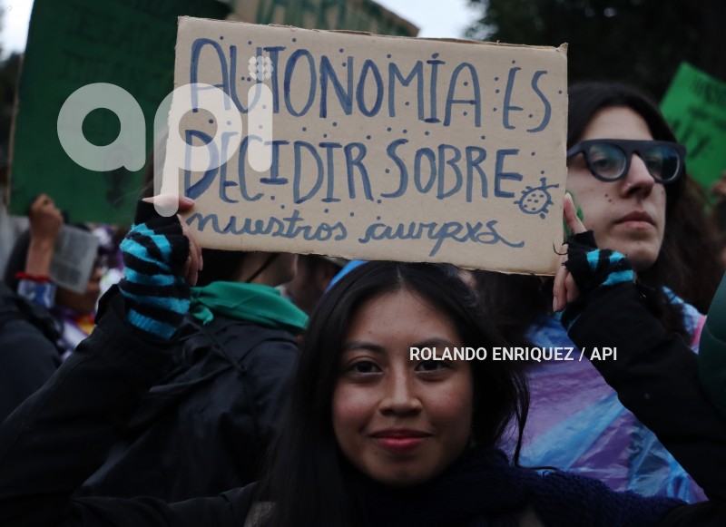 MARCHA-FEMINISTA-LEGALIZACION-ABORTO