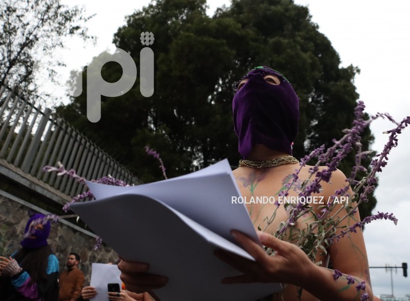 MARCHA-FEMINISTA-LEGALIZACION-ABORTO