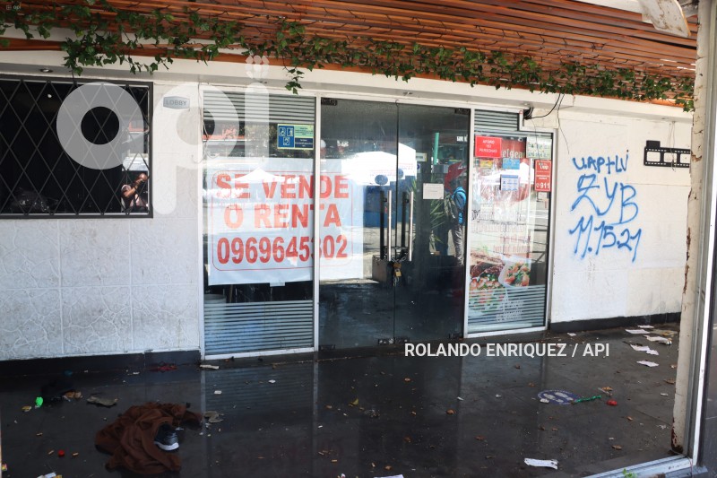 PLAZA- FOCH-LOCALES-ABANDONADOS