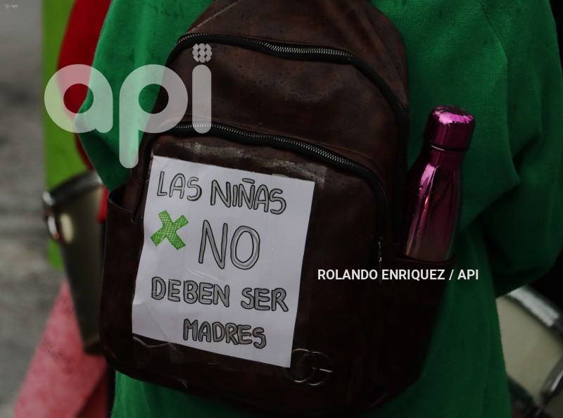 MARCHA-FEMINISTA-LEGALIZACION-ABORTO