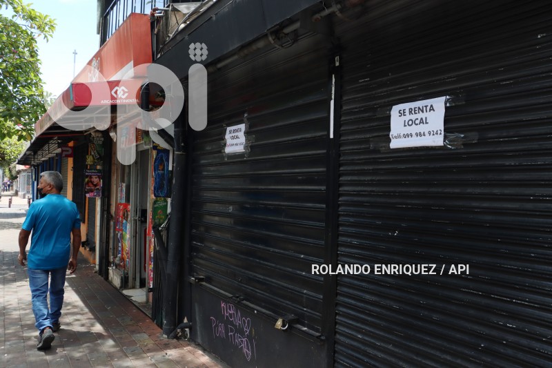 PLAZA- FOCH-LOCALES-ABANDONADOS