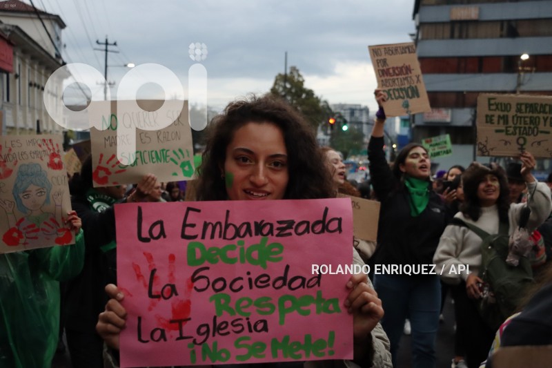 MARCHA-FEMINISTA-LEGALIZACION-ABORTO