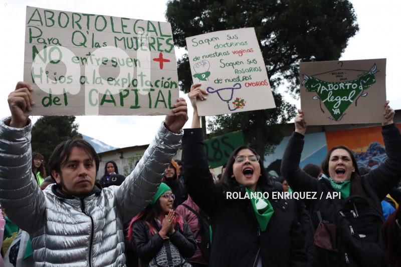 MARCHA-FEMINISTA-LEGALIZACION-ABORTO