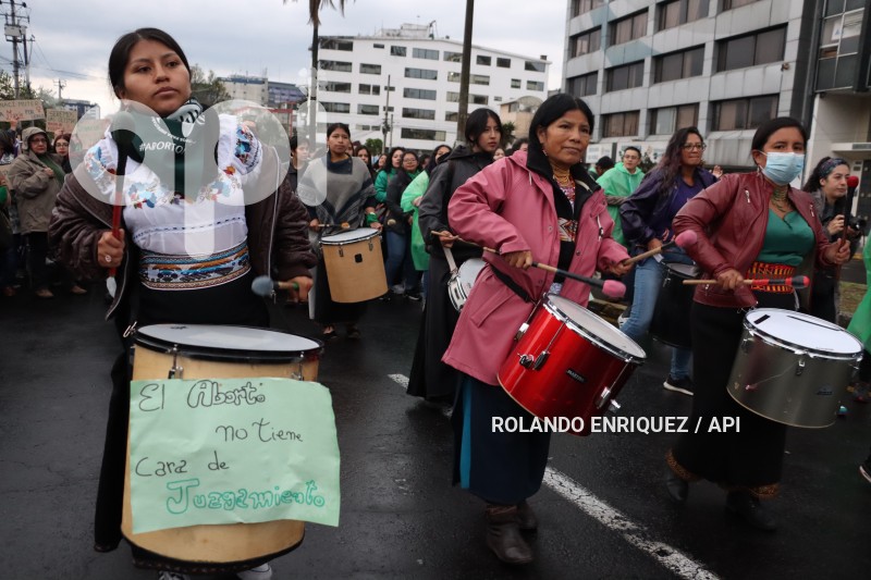 MARCHA-FEMINISTA-LEGALIZACION-ABORTO