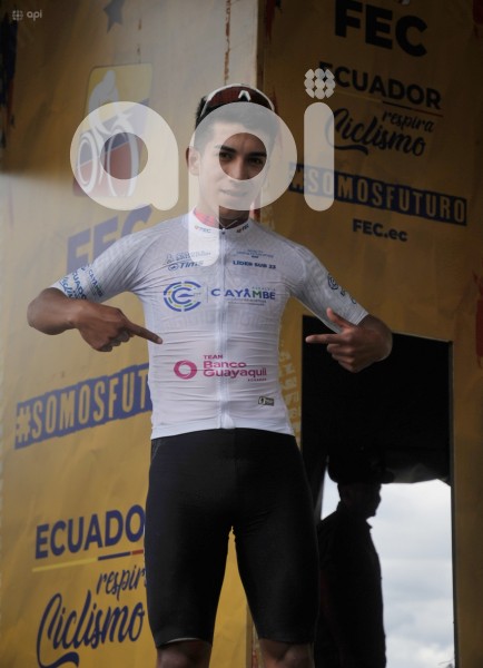 VUELTA-CICLISTICA-COTACACHI-MITAD-MUNDO