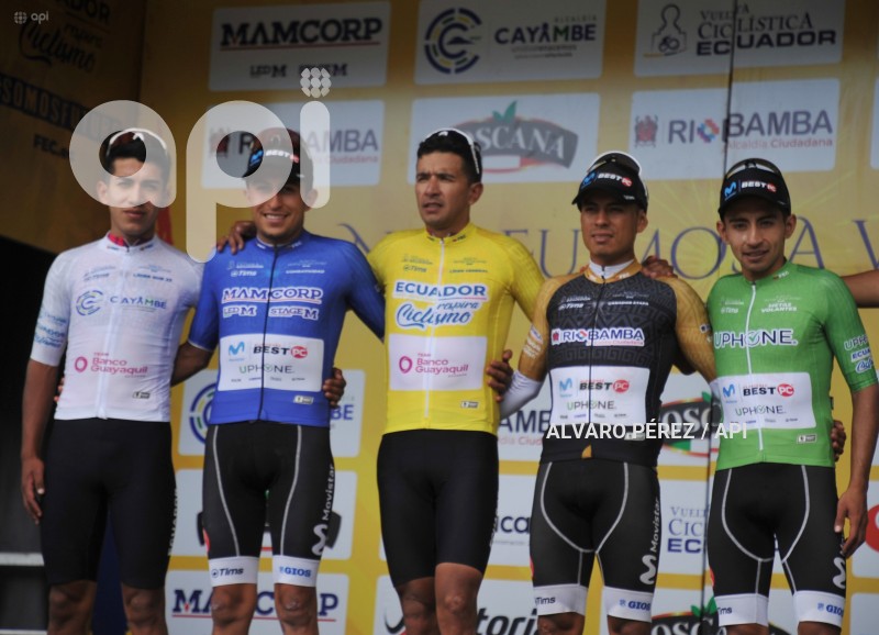 VUELTA-CICLISTICA-COTACACHI-MITAD-MUNDO