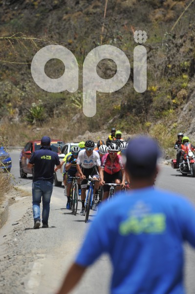 VUELTA-CICLISTICA-COTACACHI-MITAD-MUNDO