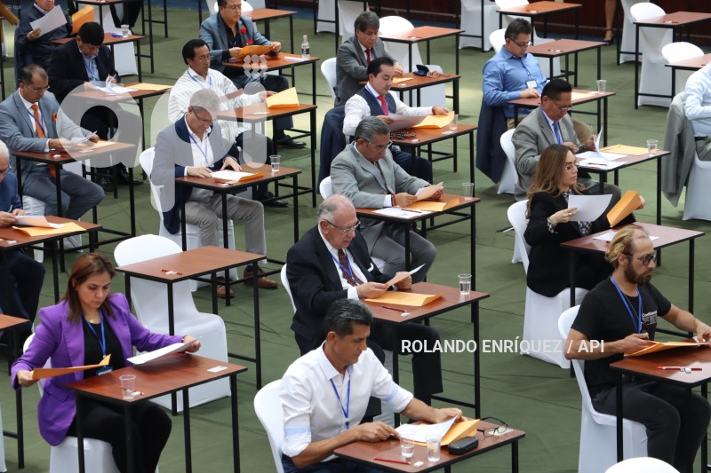 EXAMEN-CPCCS-CONTRALOR