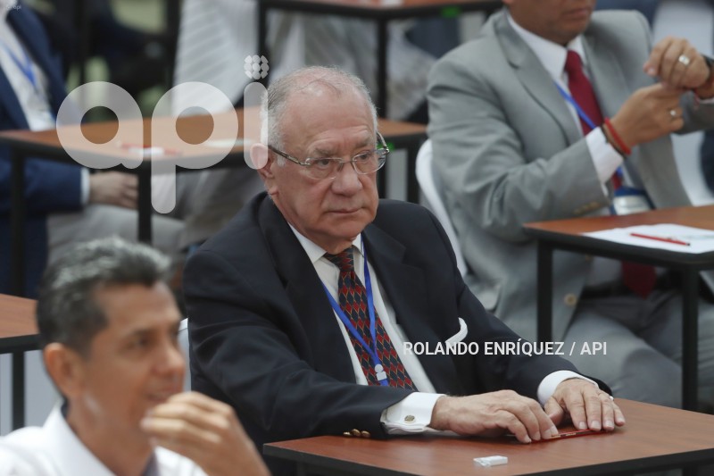 EXAMEN-CPCCS-CONTRALOR