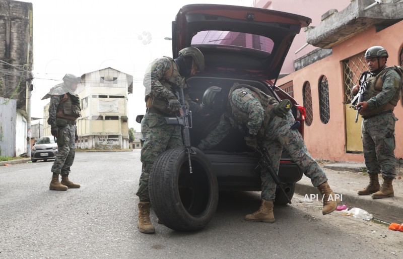 GYE-PATRULLAJE MILITAR EN DURAN