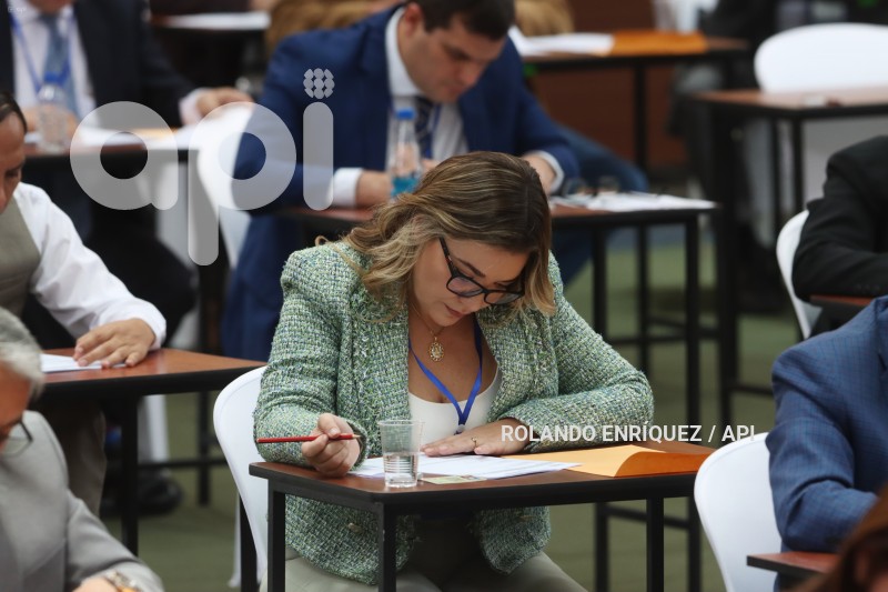 EXAMEN-CPCCS-CONTRALOR