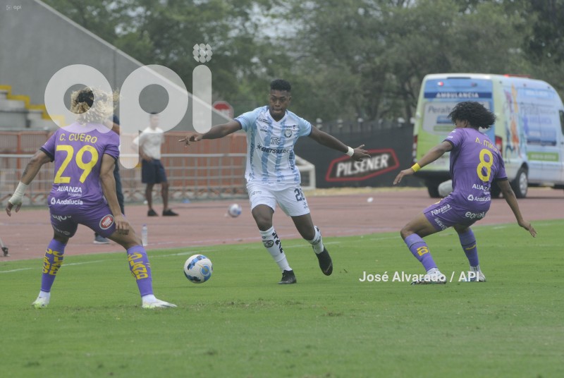 FBL-LIGAPROBET593-GUAYAQUILCITY-AUCAS