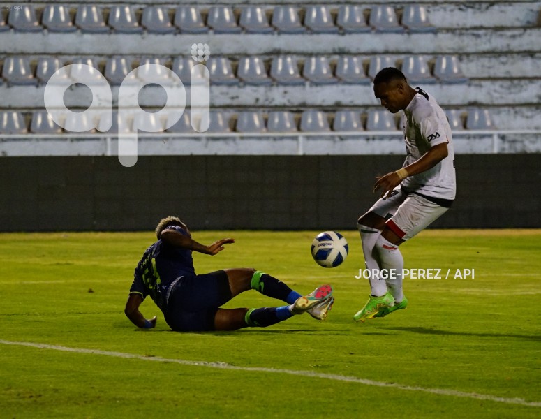 FBL-LIGA-PRO-BET593-SERIE-B-CHACARITAS-BUHOS-