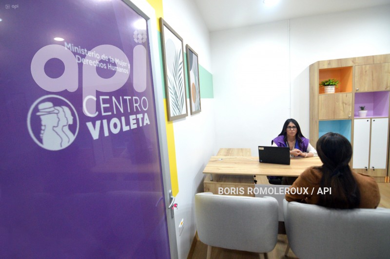 CUENCA-CENTRO VIOLETA-PRESIDENTE LASSO