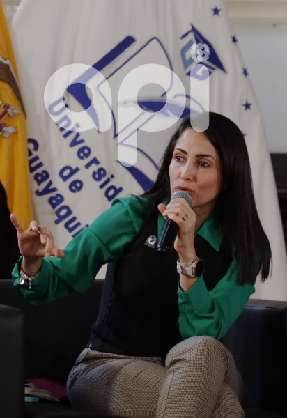GYE-LUISA GONZALEZ-JOVENES
