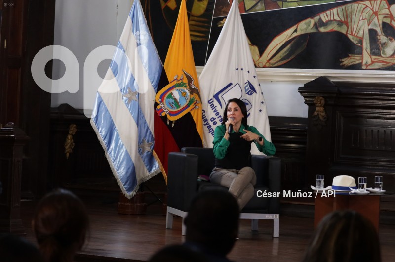 GYE-LUISA GONZALEZ-JOVENES
