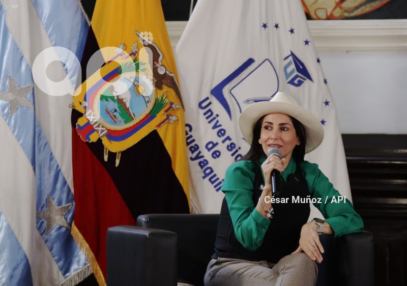 GYE-LUISA GONZALEZ-JOVENES