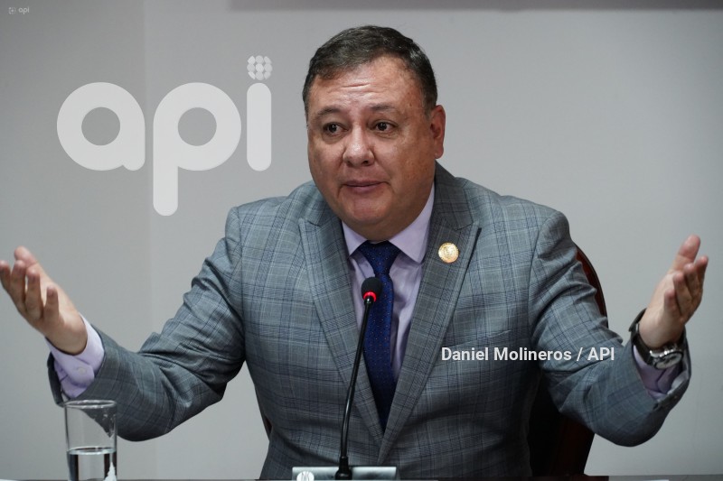 RUEDA DE PRENSA SEGUNDA VUELTA