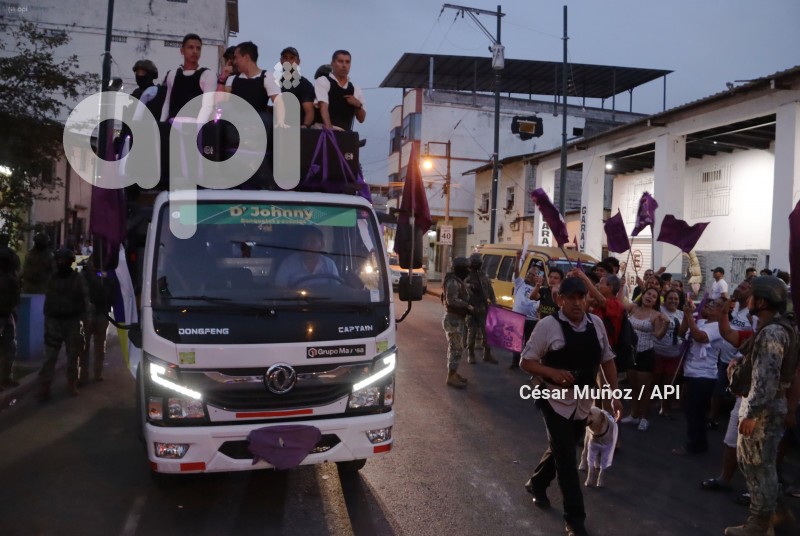GYE-CARAVANA DANIEL NOBOA
