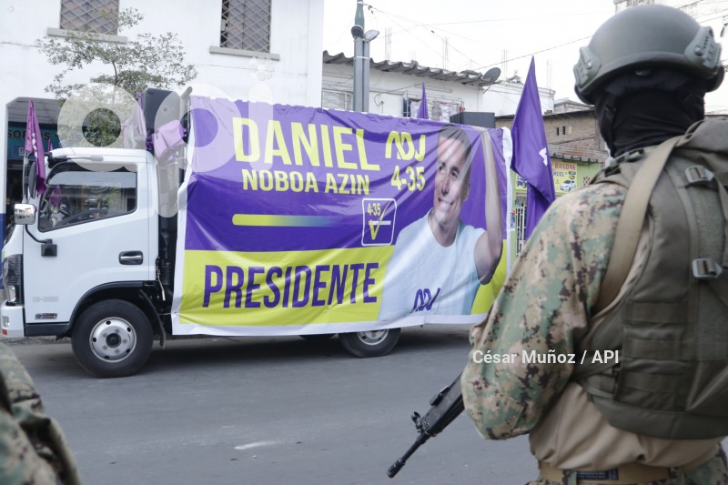 GYE-CARAVANA DANIEL NOBOA