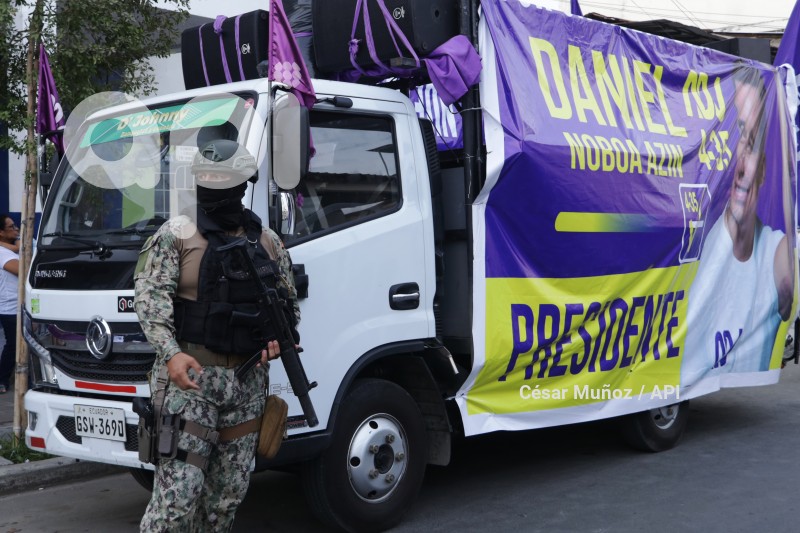 GYE-CARAVANA DANIEL NOBOA