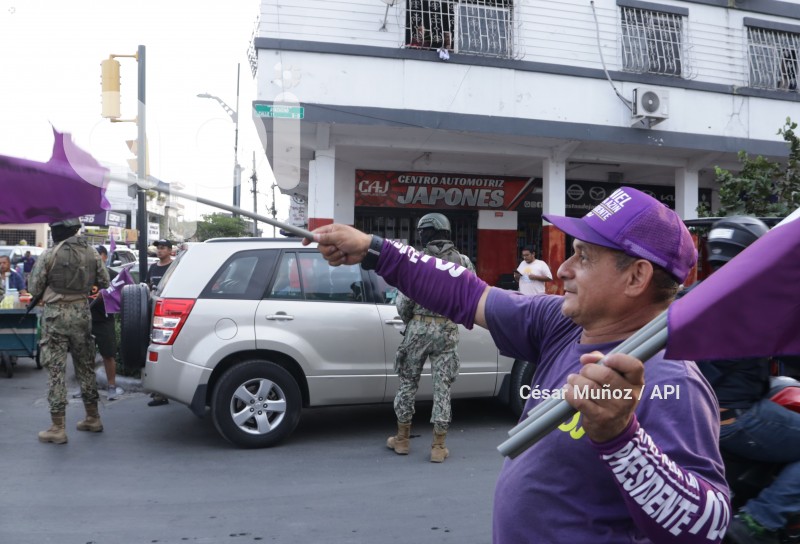 GYE-CARAVANA DANIEL NOBOA