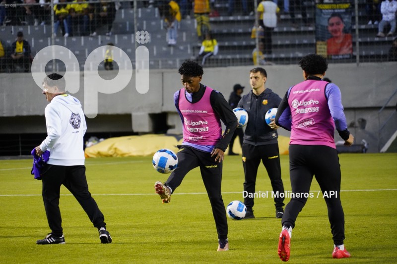 FBL LIGAPRO AUCAS BARCELONA