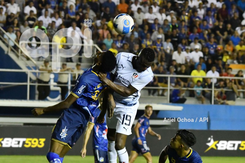 FBL-LIGAPRO-DELFIN-LDU-QUITO