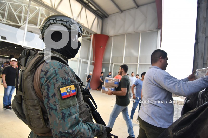 ELECCIONES MONTECRISTI LLEGADA PAQUETES ELECTORALES