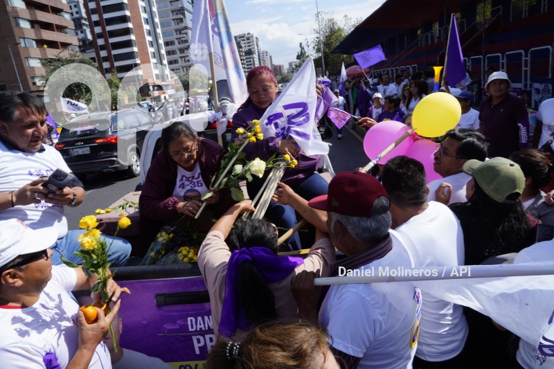 CARAVANA PLANTON DANIEL NOBOA