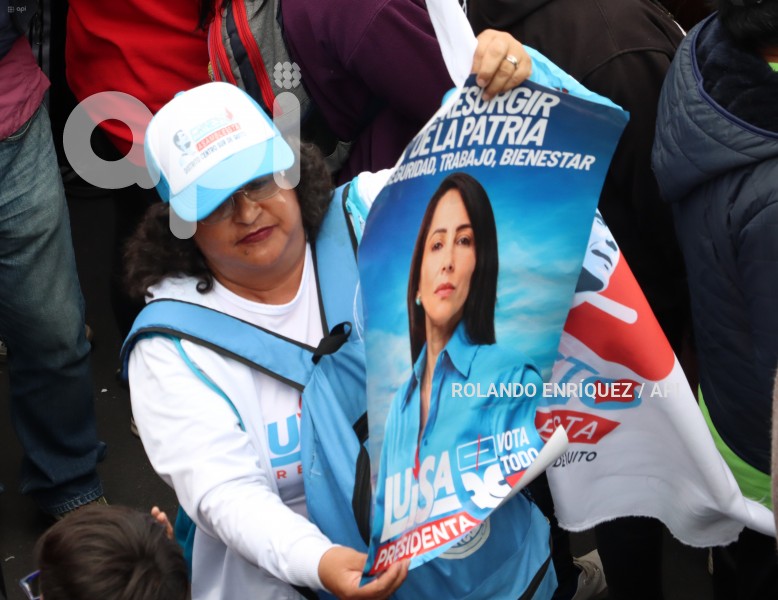 CIERRE-CAMPANA-QUITO-LUISA-GONZALEZ