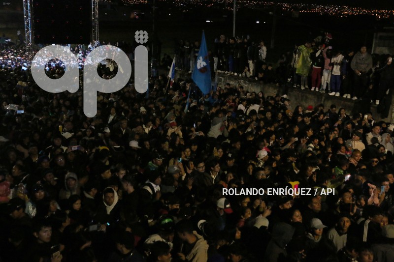 CIERRE-CAMPANA-QUITO-LUISA-GONZALEZ