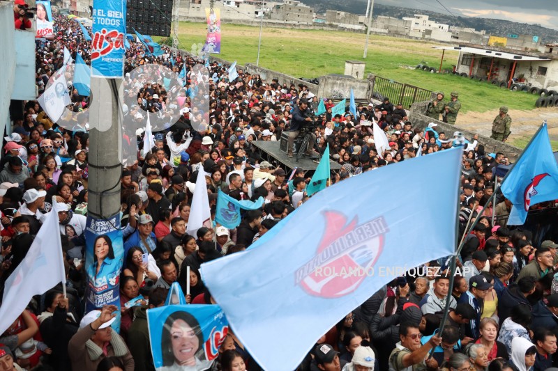 CIERRE-CAMPANA-QUITO-LUISA-GONZALEZ