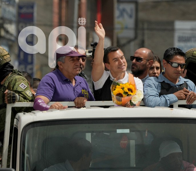 CARAVANA PLANTON DANIEL NOBOA