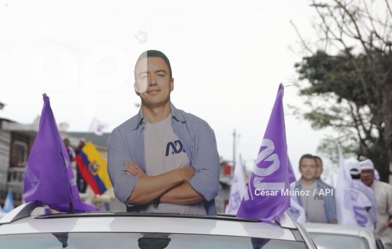 GYE-CARAVANA NOBOA