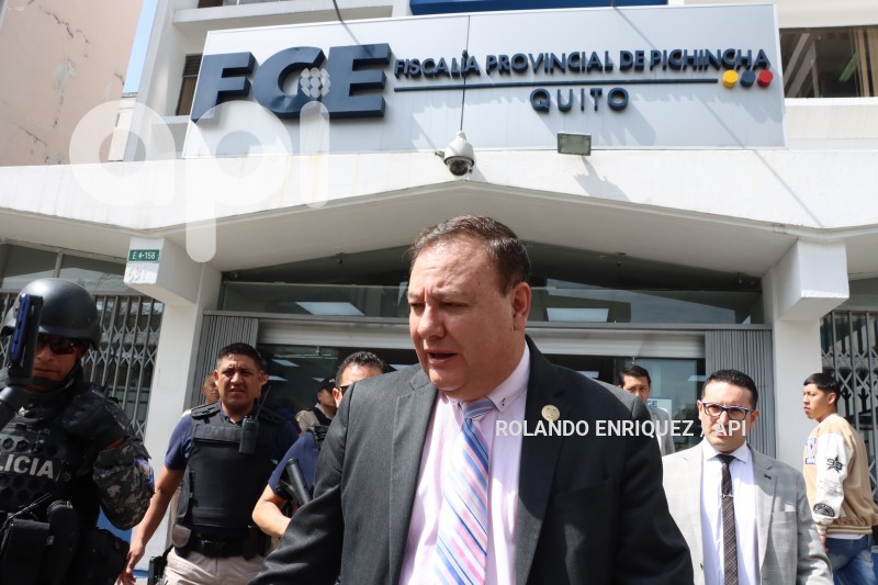 CASO-VILLAVICENCIO-VERSIONES