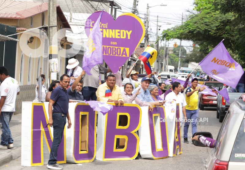 GYE-CARAVANA NOBOA