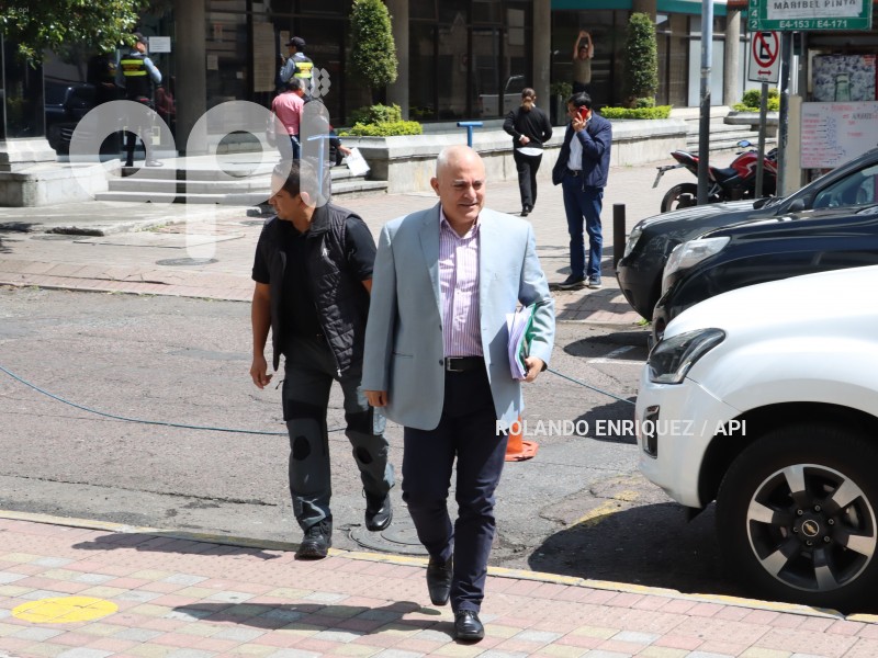 CASO-VILLAVICENCIO-VERSIONES