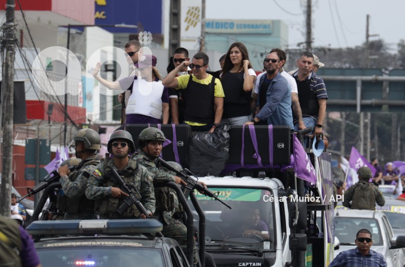 GYE-CARAVANA NOBOA