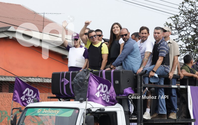 GYE-CARAVANA NOBOA