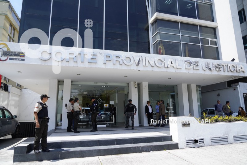AMENAZA BOMBA CORTE PROVINCIAL