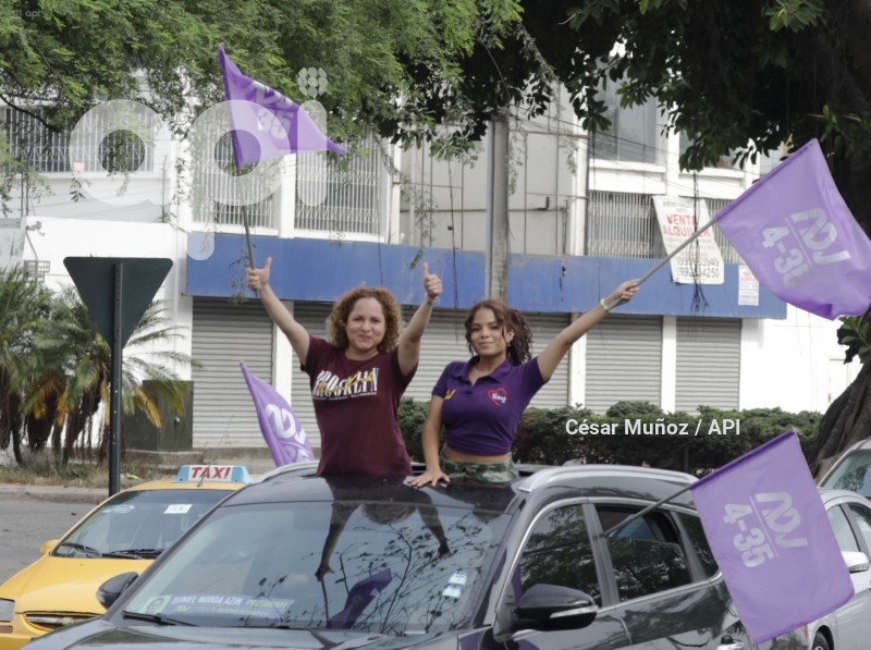 GYE-CARAVANA NOBOA