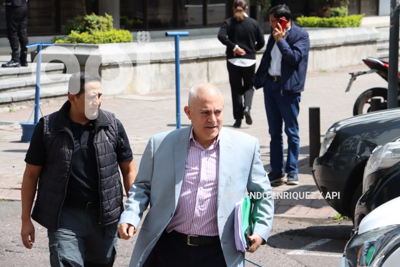 CASO-VILLAVICENCIO-VERSIONES