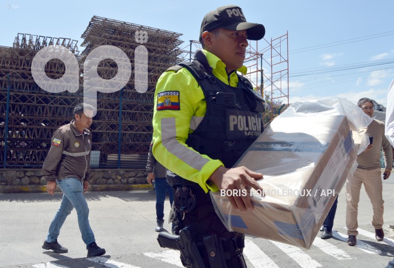 CUENCA-ELECCIONES ANTICIPADAS-VOTO EN CASA