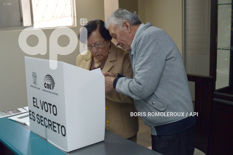 CUENCA-ELECCIONES ANTICIPADAS-VOTO EN CASA