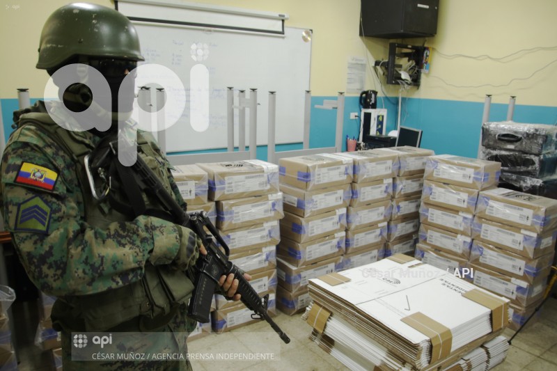GYE-RESGUARDO KIT ELECTORAL